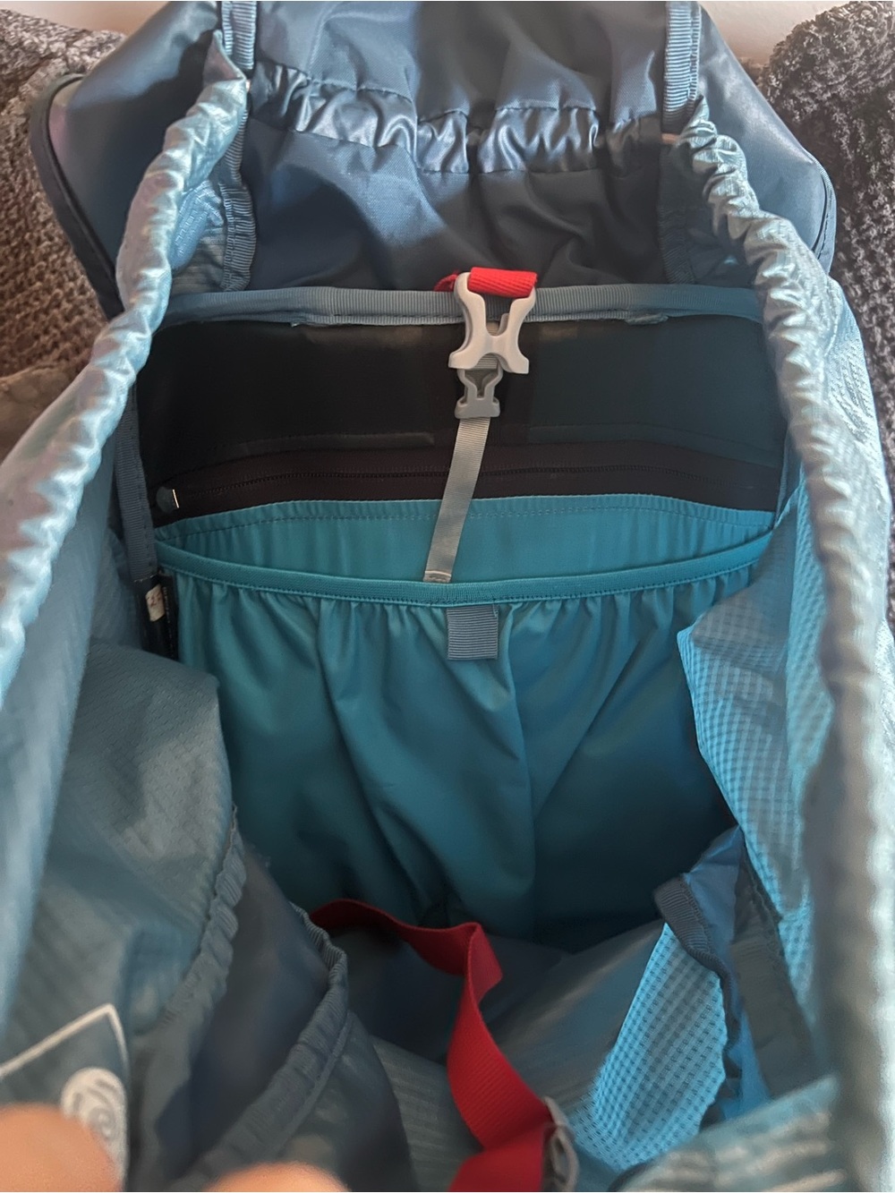 OSPREY AURA AG 50L Challenger Blue Anti-Gravity Backpack Hiking Outdoors 16-19in - Picture 9 of 14